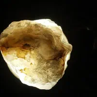 سنگهایی که نور رد میکنن
