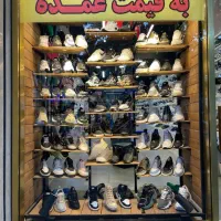 ویترین کفش و لباس چوبی درحدنو
