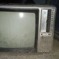 تلویزیون قدیمی|تلویزیون و پروژکتور|قیدار, |دیوار