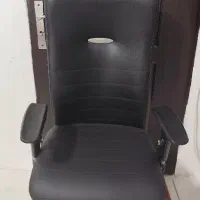 صندلی مدیریت چرمی