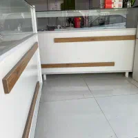 ۲ عدد میز پیشخوان شیک و مرتب