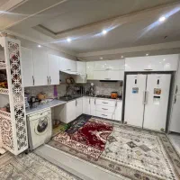 واحد ۱۲۵ متر بدون پارکینگ بر خ دانشجو
