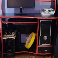 کامپیوتر و مانتور سالم فروشی