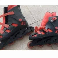 اسکیت ورزشی مناسب هر سایزی فقط ۸۰۰