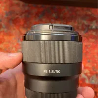 لنز سونی 50 f1.8