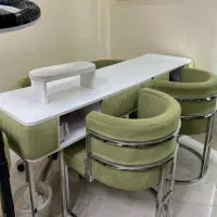 استخدام ناخنکار حرفه ای