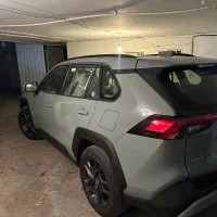 تویوتا رافور دو دف ادونچر ژاپن تک‌ رنگ