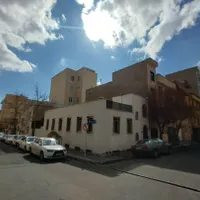 ۲۰۰ متر زمین ۲۵۰ متر بنا ، شهرک غرب|اجارهٔ دفتر کار، اتاق اداری، مطب|تهران, سپهر|دیوار