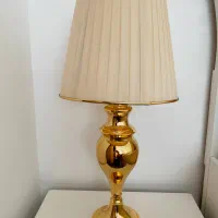 آباژور شیک طلایی