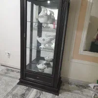 بوفه و ویترین چوب راش بسیار تمیز در‌حد نو