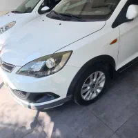 ام و ام ۳۱۵ بدون رنگ و خط مشابه صفر