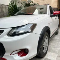 کوییک R سفید قرمز