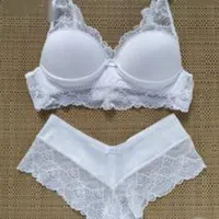 آموزشگاه خیاطی و آموزش دوره ی لباس زیر|خدمات آموزشی|مشهد, گوهرشاد|دیوار