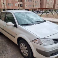 مگان ۲۰۰۰ اتومات