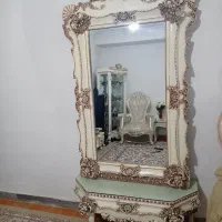 اینه و میز کنسول