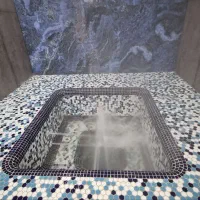ویلای سه خواب استخر سرپوشیده با جکوزی|اجارهٔ کوتاه‌مدت ویلا و باغ|اصفهان, سرشبادران|دیوار