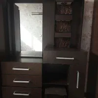 میز آرایشی