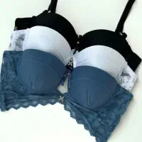 سوتین زنانه