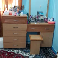دکور و میز لوازم آرایشی