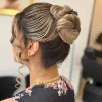 کوتاهی و همه ی خدمات ارایشگری|خدمات آرایشگری و زیبایی|شهرکرد, |دیوار