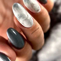 خدمات حرفه ای ناخن(لطفا کامل بخونین)