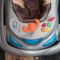 رو روئک تقریبن نوهست موزیکال دارد