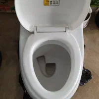 توالت فرنگی سالم