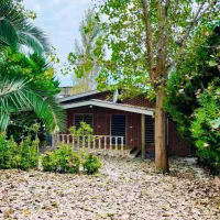 ویلاباغ مشجر شهرکی با اصالت//۳۰۰متری