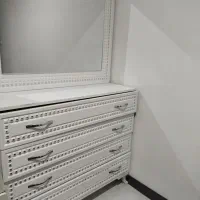 تعدادی وسایل خانه به دلیل مهاجرت