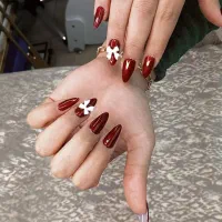 کاشت ناخن ولاک ژل