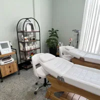 انواع دکور و میز ناخن|آرایشگاه و سالن‌های زیبایی|تهران, شهید رجایی|دیوار