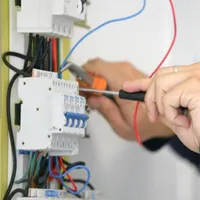 برقکاری خورده کاری رفع اتصالی. نصب تلفن