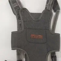 اغوشی و ساک حمل نوزاد استفاده نشده