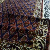 فرش کناره یک در پنج متر  ریشه داره  سالم