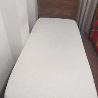 ۲ عددتشک رویال همراه  ۲ عددتخت