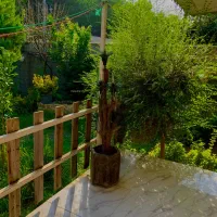 (اجاره روزانه  ویلا باغ۴۰۰متری دوخوابه) با پارکینگ|اجارهٔ کوتاه‌مدت ویلا و باغ|رشت, بازار|دیوار