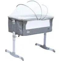 تخت وگهواره کنارمادر