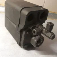 کلید برق ۳ فاز کندور اصل آلمان جهت کمپرسور های باد