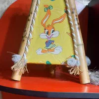 آباژور کنار تخت