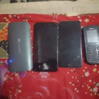 3 عدد گوشی و 1 عدد پاور بانک