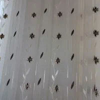 پرده همراه با کتیبه