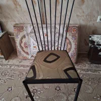صندلی فلزی سالم وتمیز