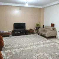 خدمات و تمیزیه منزل و راپله انجام میدم اقا هستم