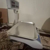 ترازو و دستگاه پرس و سبد حصیری|فروشگاه و مغازه|بجنورد, |دیوار