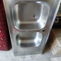 سینک دوقلو اخوان بامتعلقات توی عکس