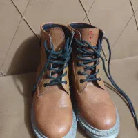کفش و نیم بوت سایز ۳۷ کاملا نو و ارزان