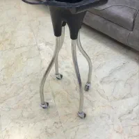 لوازم و میز و صندلی ارایشگاهی در حد نو|آرایشگاه و سالن‌های زیبایی|بروجرد, |دیوار