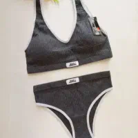 لباس زیر زنه