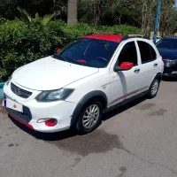 کوییک R سفید قرمز