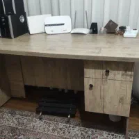 میز تحریر و اداری
